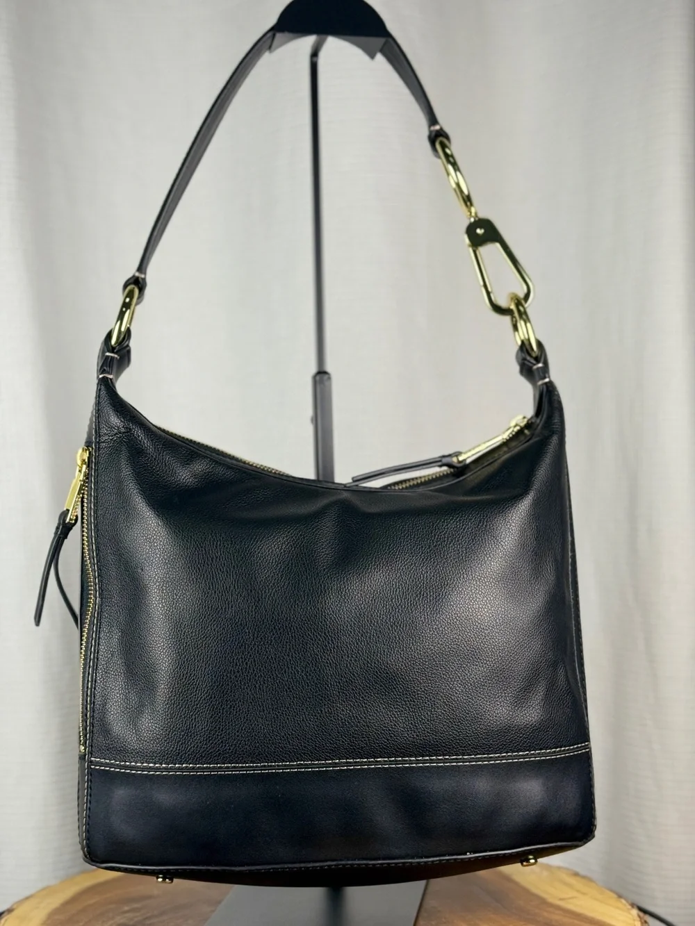 Calvin Klein Sophia Leather Hobo Shoulder Bag-Black & Gold Accent Chain EUC